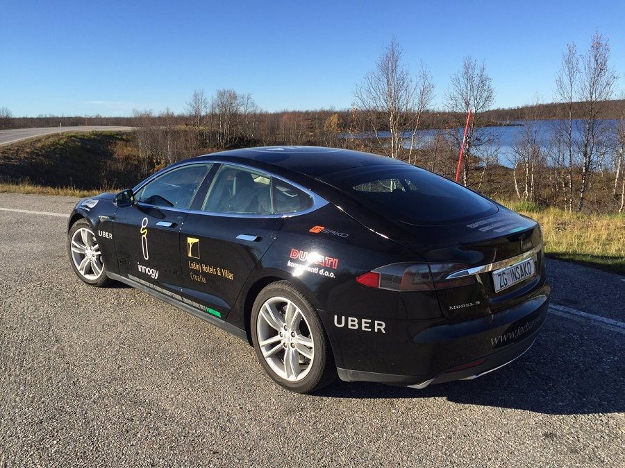 170916 6 Tesla1 Norway