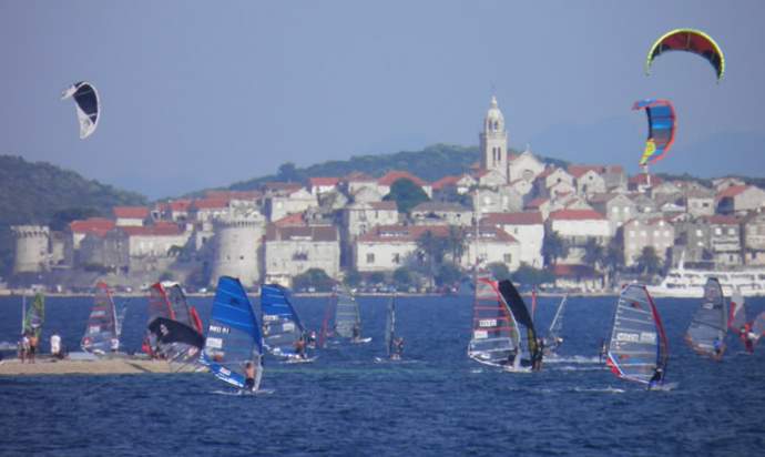 maestral-a-wind-that-dances-between-the-sun-and-the-sea.jpg