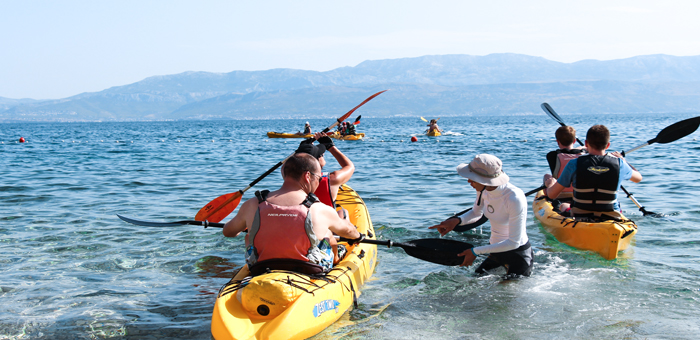 2-kayaking.jpg