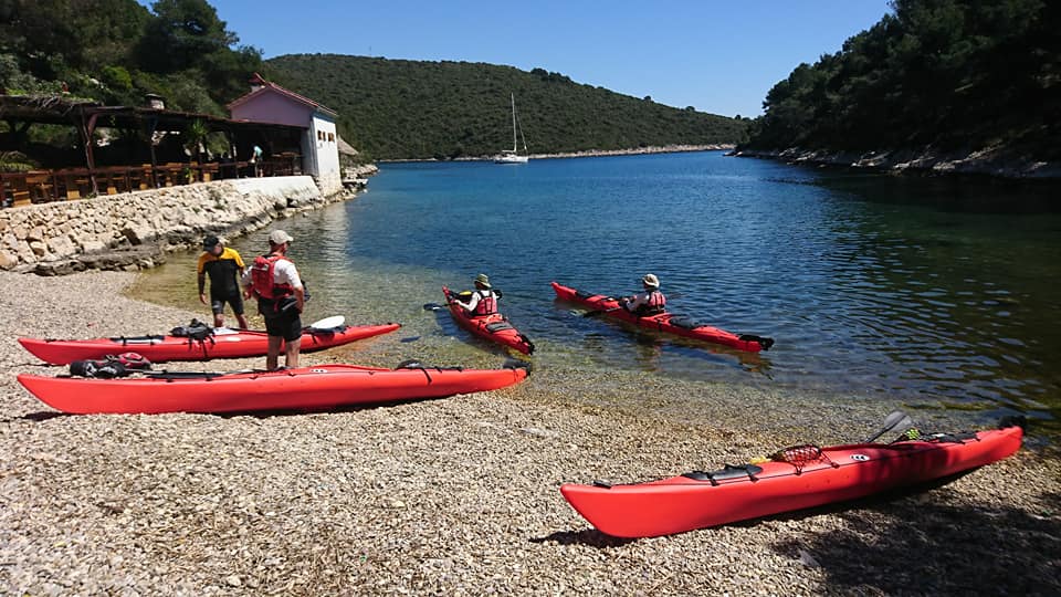 hvar-sea-kayak (3).jpg