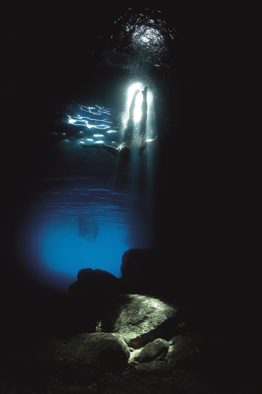 17. The swimmer in the green cave Photo creator Ivo Pervan