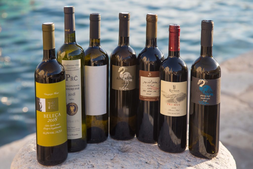 Wine tasting vina iz Dalmacije.jpg