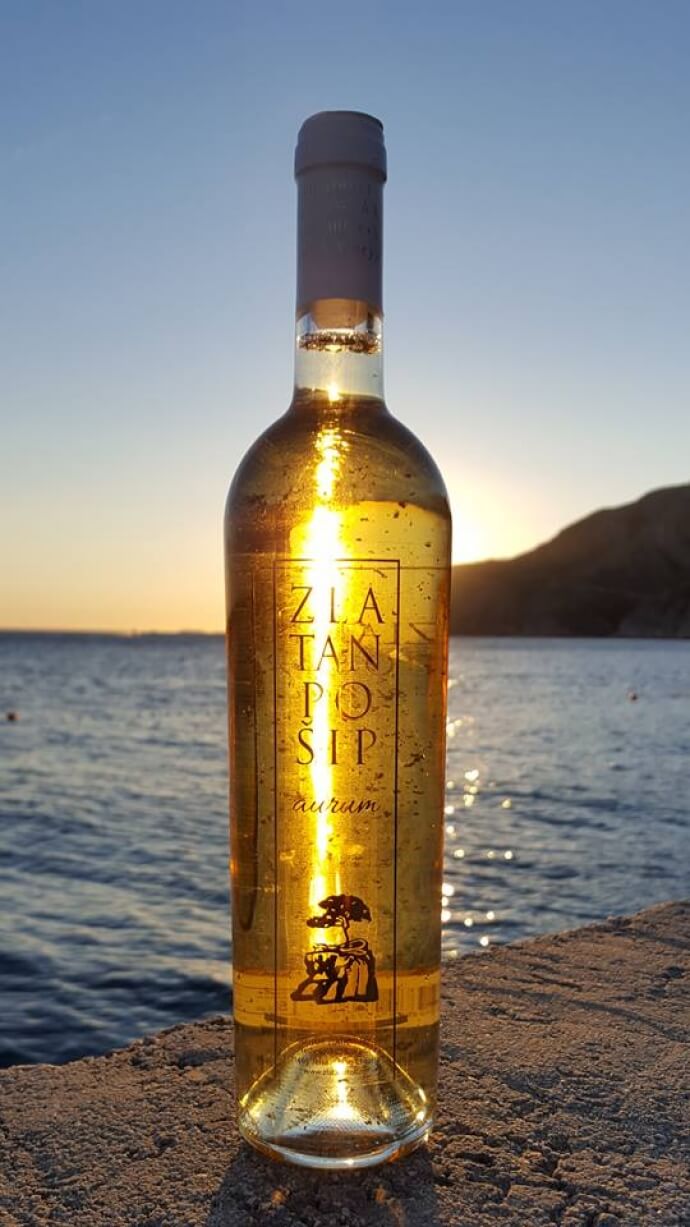 zlatan-aurum-hvar-wine (1).jpg