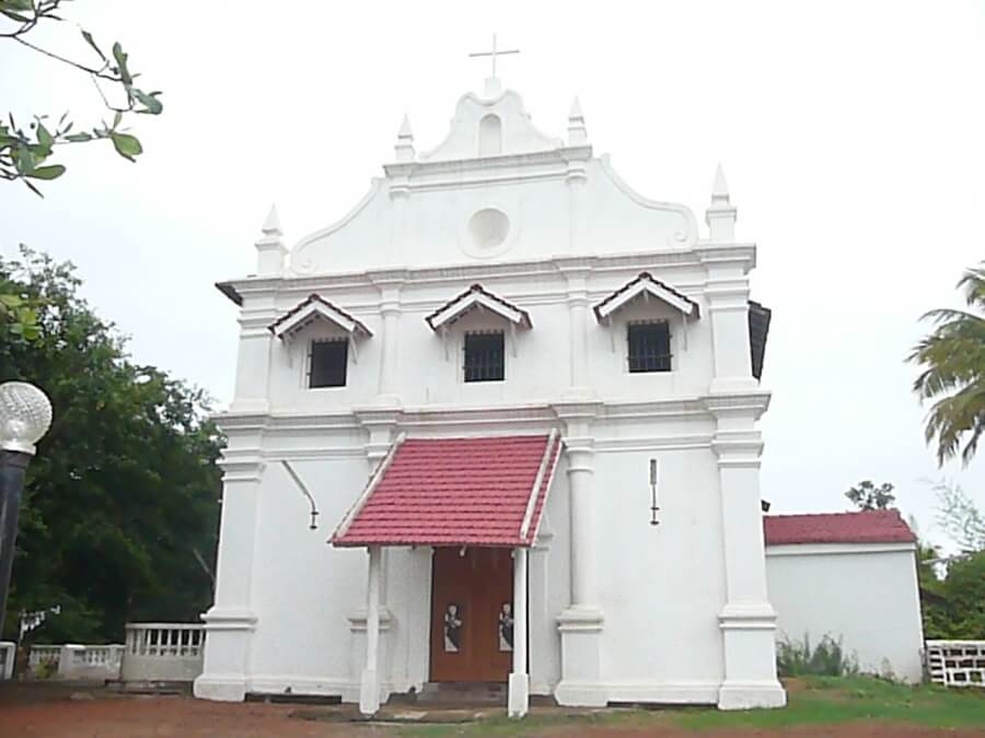 St.-Blaise-Church-Sao-Bras-Goa.jpg