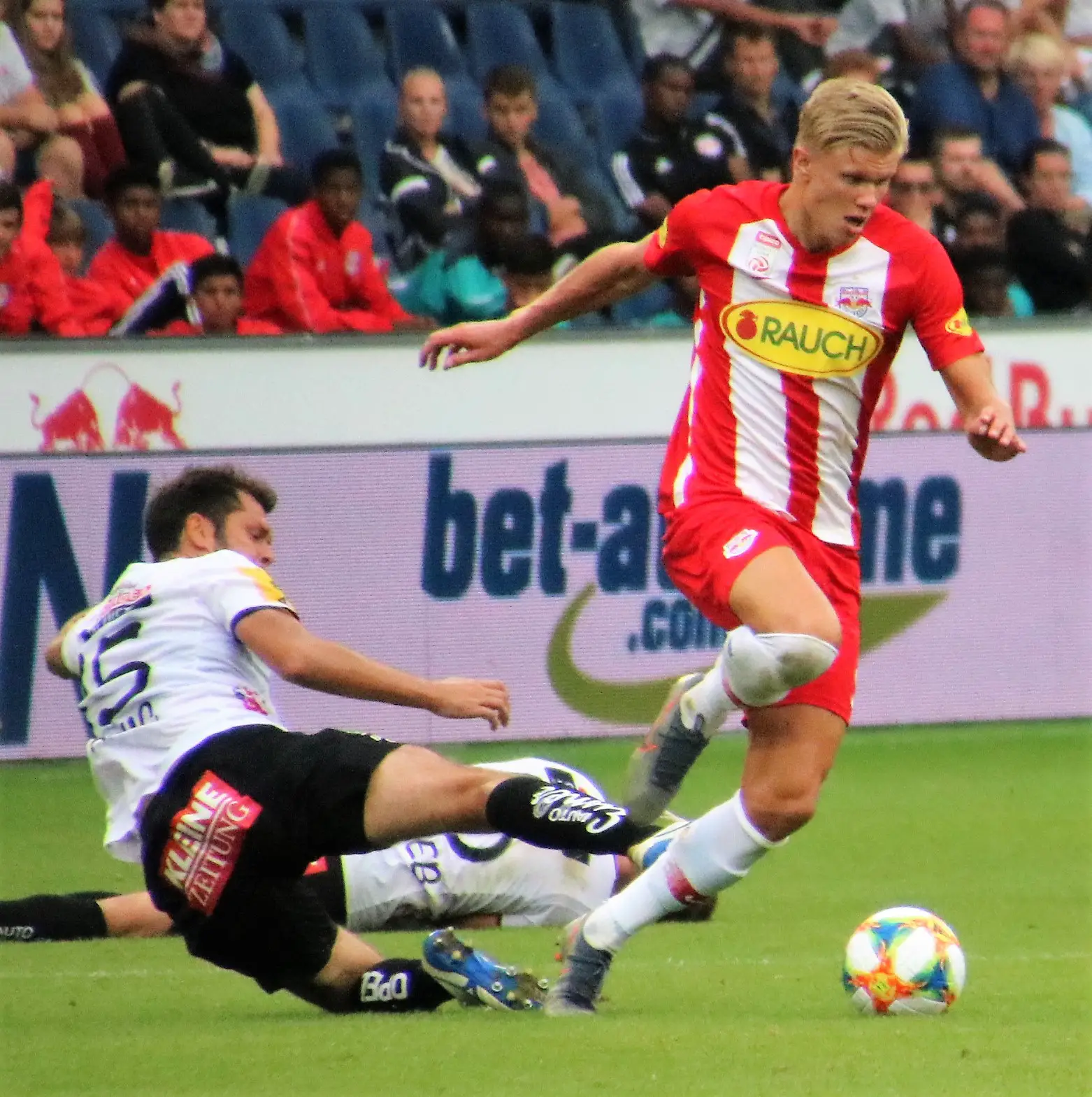 FC_RB_Salzburg_versus_Wolfsberger_AC_(10._August_2019)_11.jpg