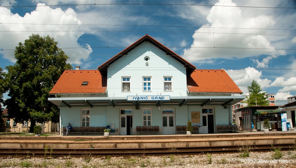 Ivanic-Grad Train Station.jpg