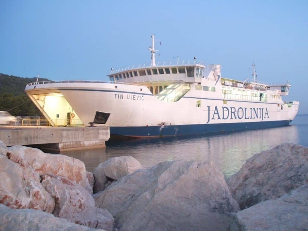 split to hvar ferry to stari grad