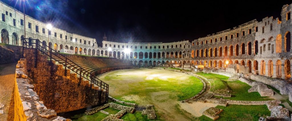Pula Arena by night