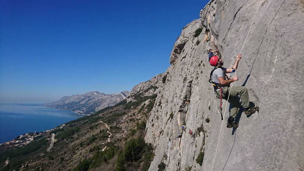 Incredible views of rock climbing in Brela. © Brela Tourist Board.