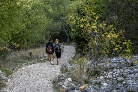 walking_Krka_National_Park.jpg