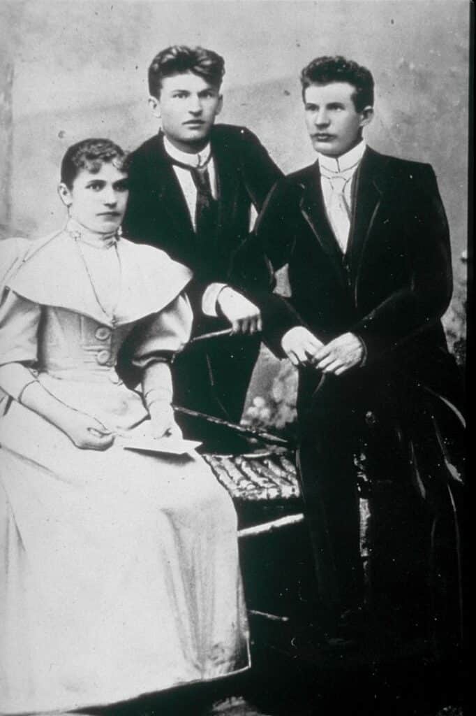 Anna, Antonín and Tomáš Baťa