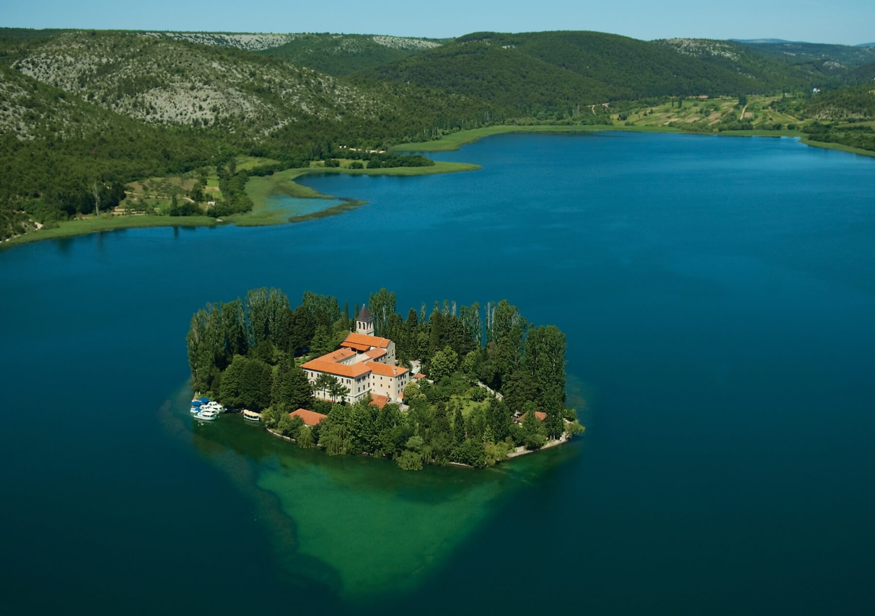 otok-visovac.jpg