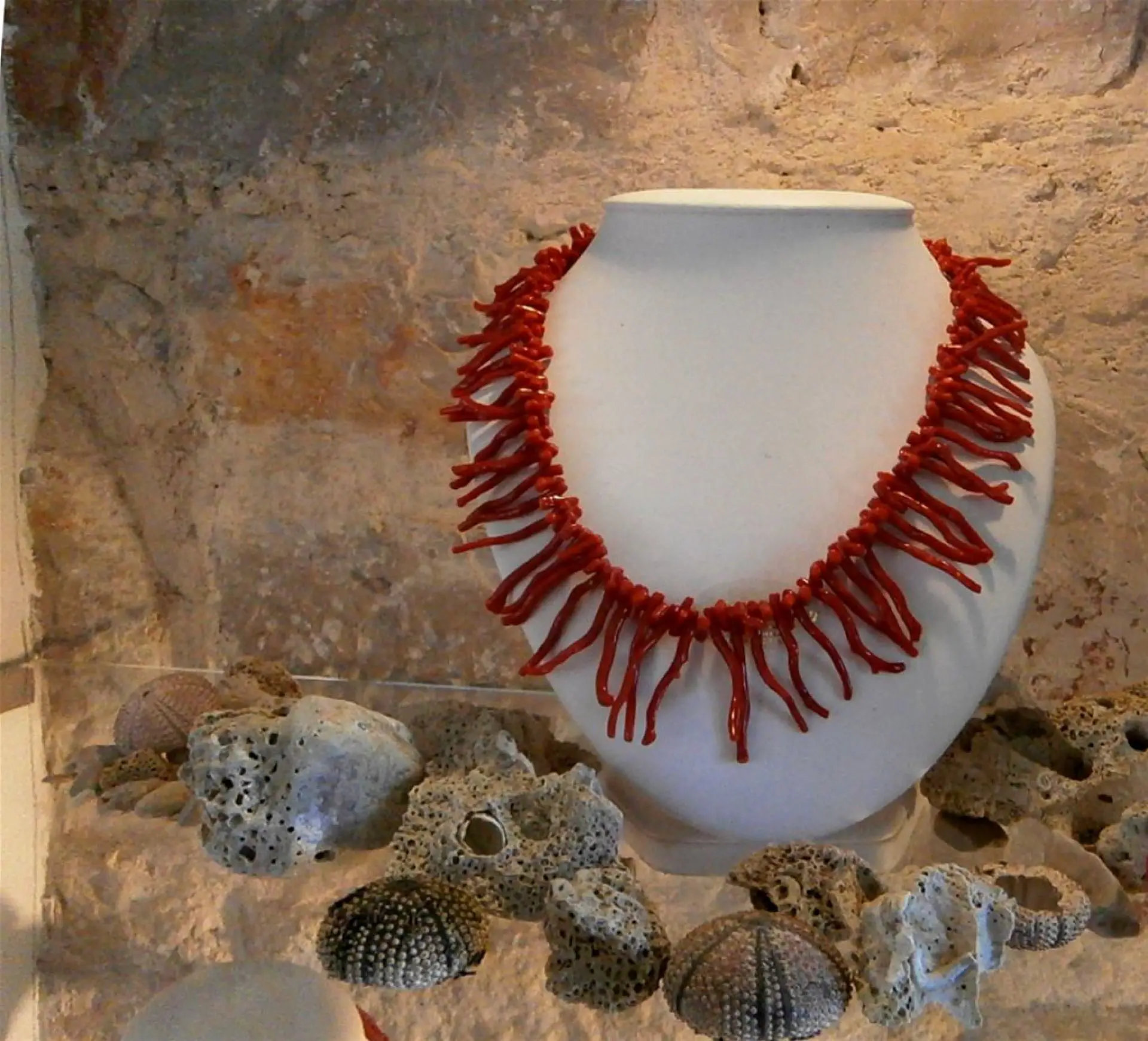 Croatian Traditional Jewellery: Coral, Silver and Gold in Dalmatia