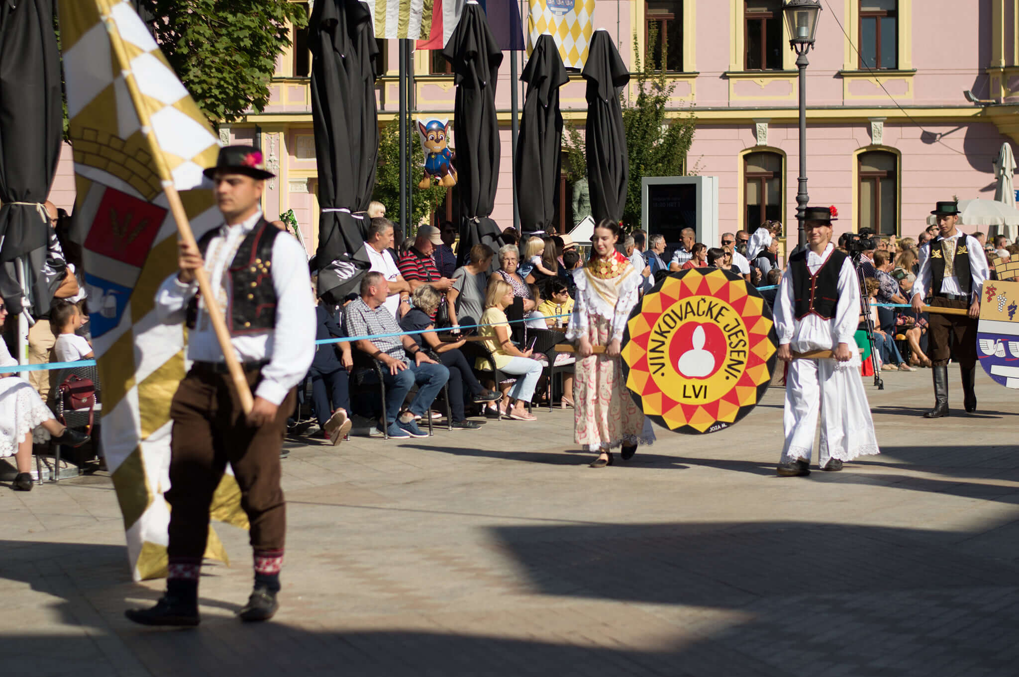 242158309_4342078175878058_traditional_festivities_in_slavonia.jpg