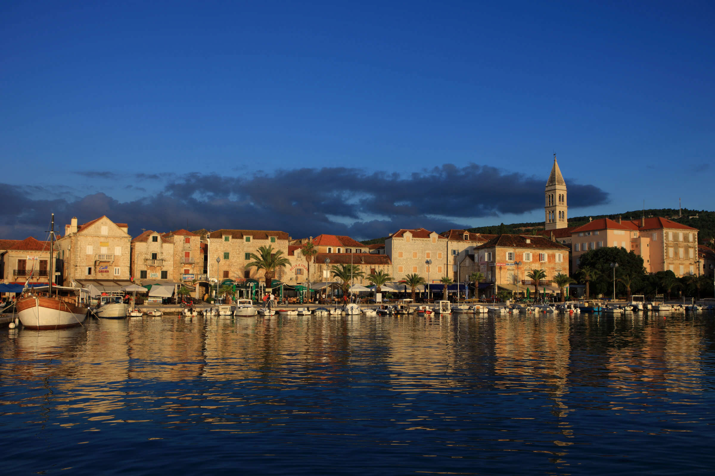 Croatia_Islands_Brac_Supetar_0015_1.jpg