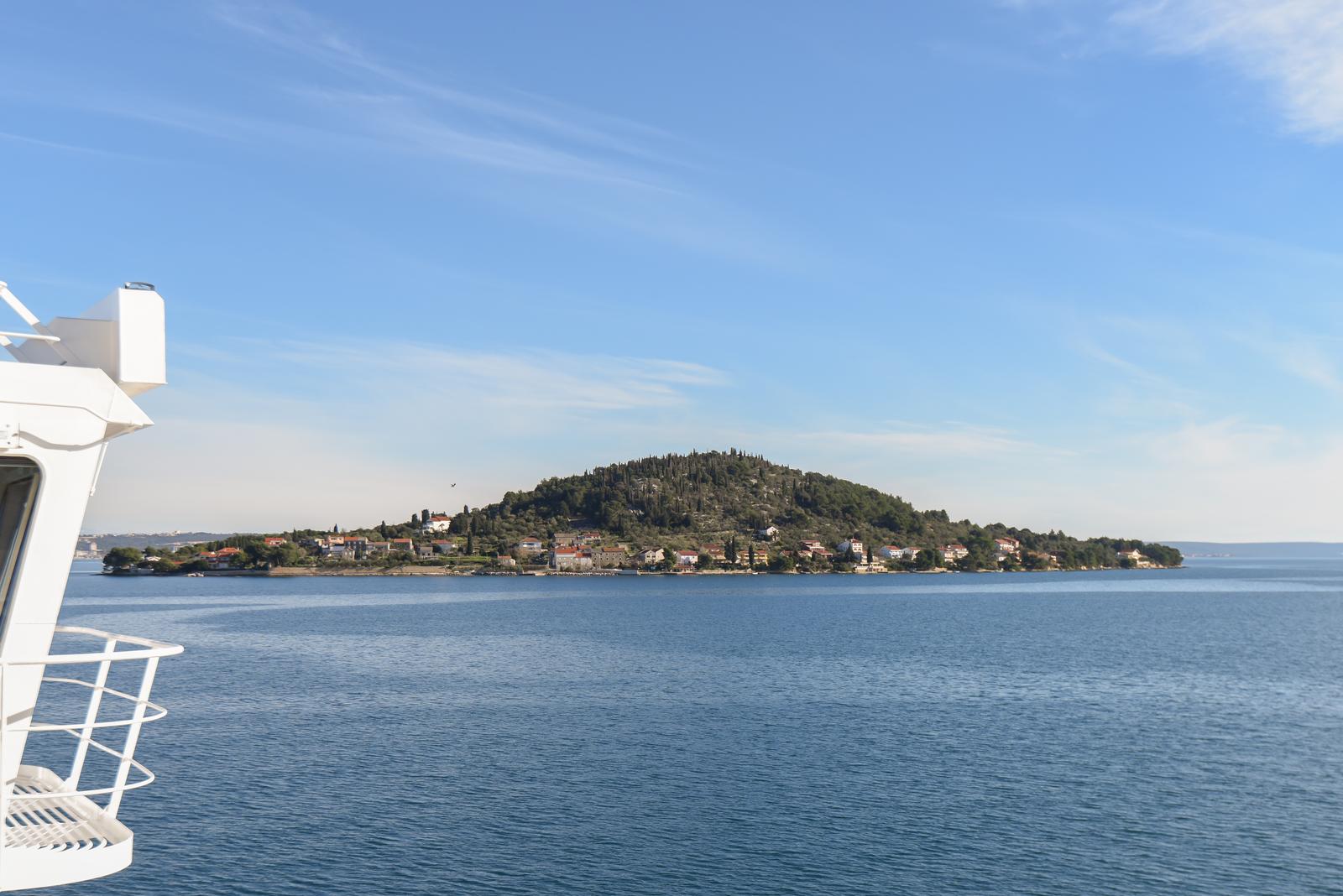 smallest croatian inhabited island