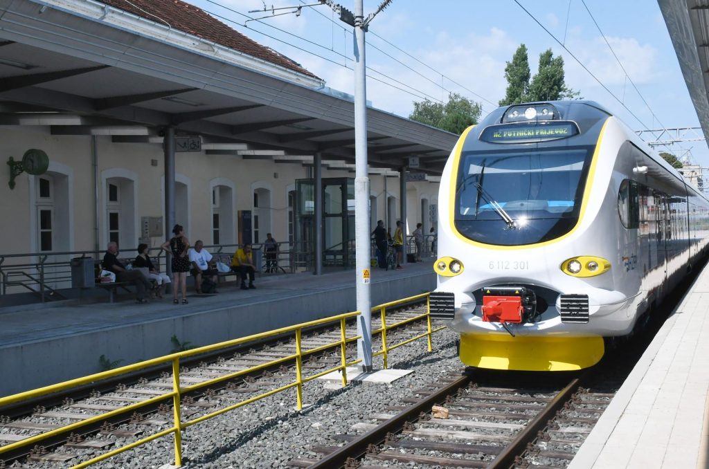 free croatian train transport