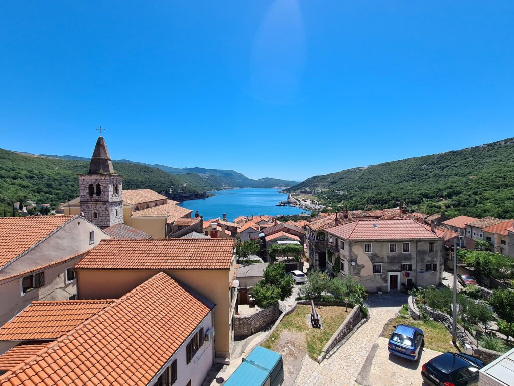 bakar more inhabitants zagreb