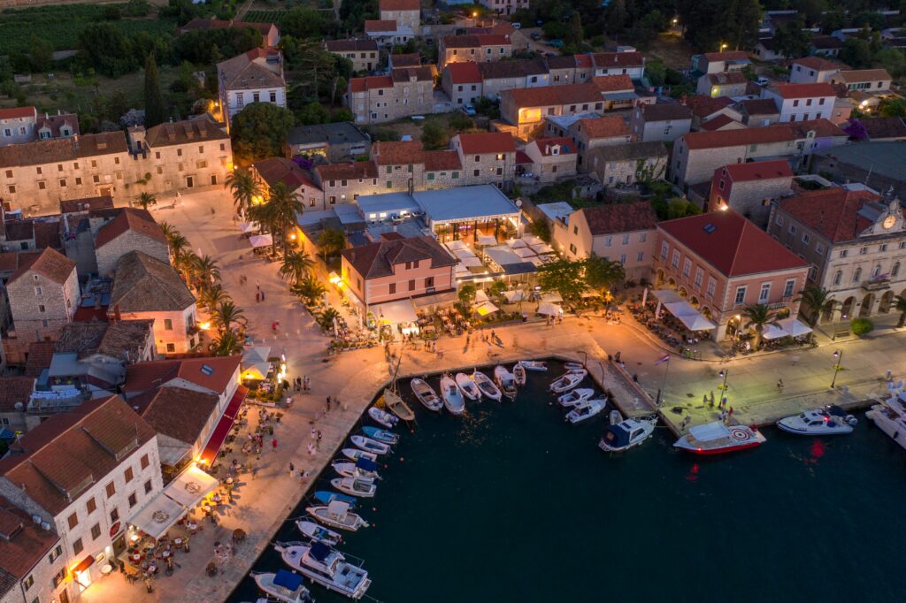 stari grad aristotle