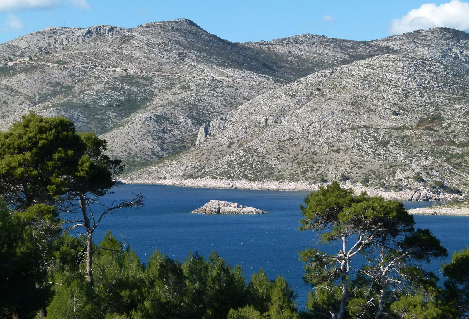 lastovo mass tourism