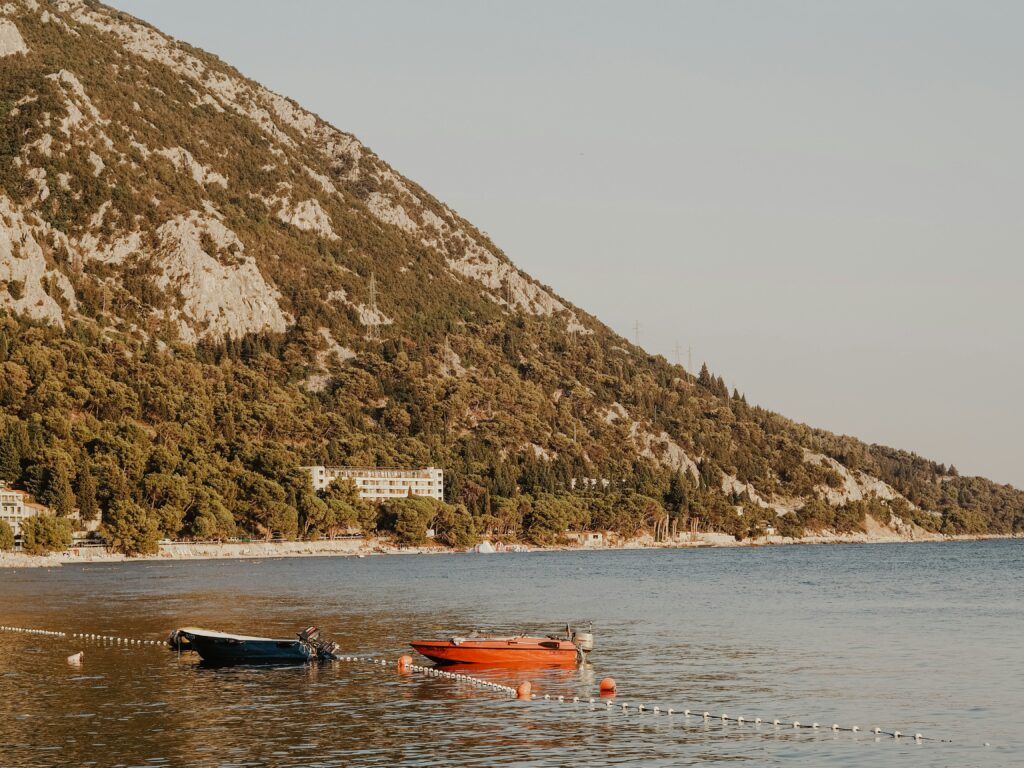 Plaža Gornja Vala, Gradac