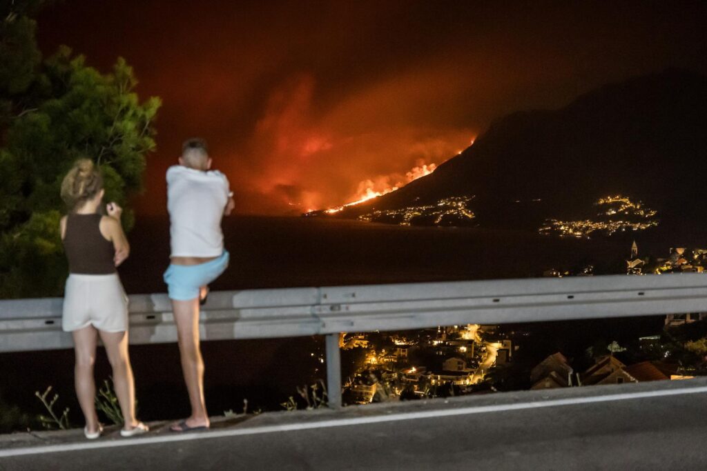 fire omiš