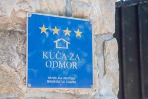 croatian government unlicensed apartments
