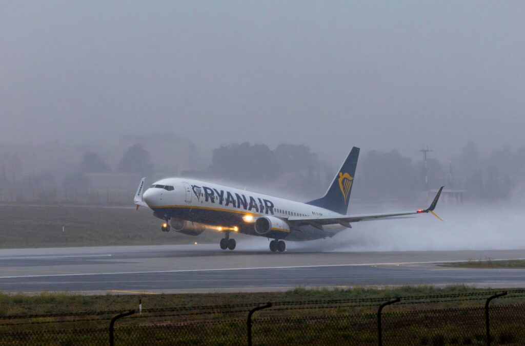 osijek-london flights